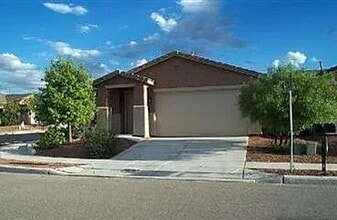 Building Photo - 10258 E Wasp Spring Dr