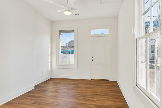 Foto del edificio - 2300 St Andrew St