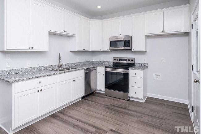 Building Photo - Cozy Ranch Home with Modern Upgrades in Durham