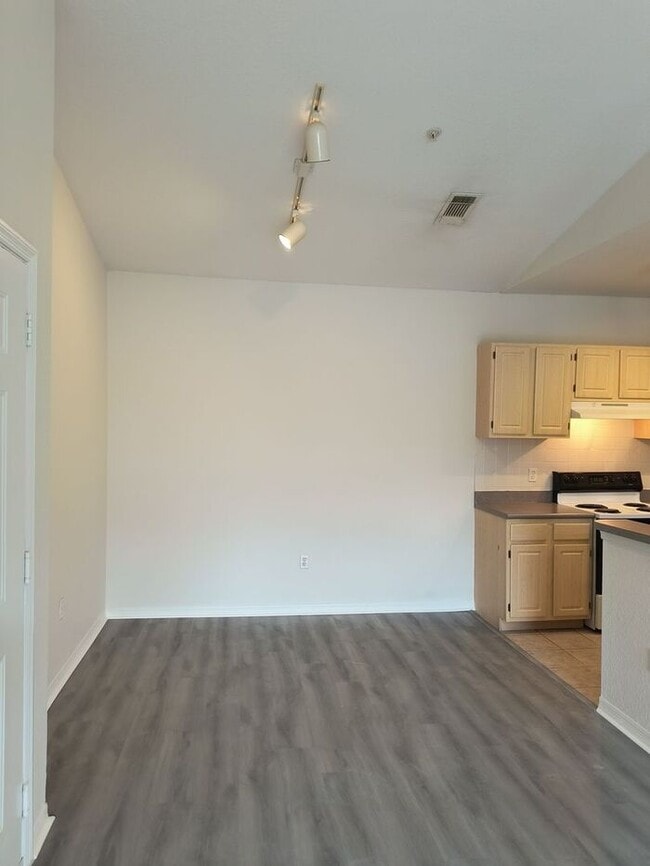 Building Photo - Condo in Legacy Dunes, Kissimmee