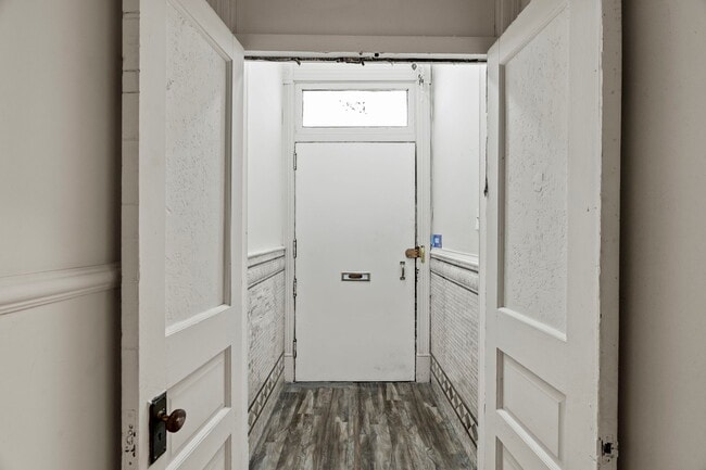 Building Photo - 3727 N 16th St