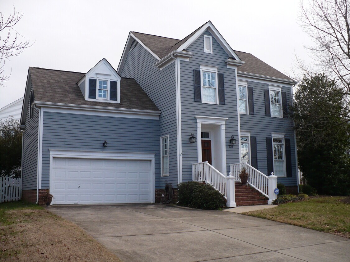 Primary Photo - 735 Camaross Dr