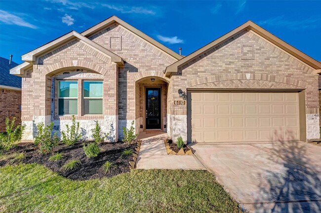 Building Photo - 6110 Scott Way