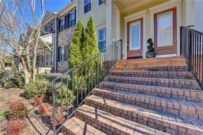 Building Photo - 1540 Avenue Pl