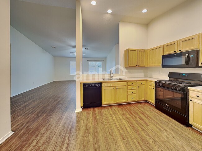 Foto del edificio - 9468 W Trestlewood Dr