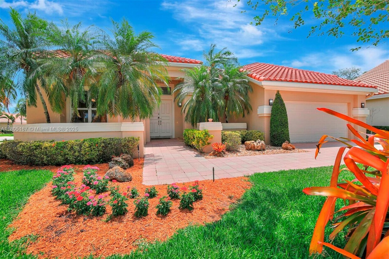 Primary Photo - 2651 Oakmont Dr