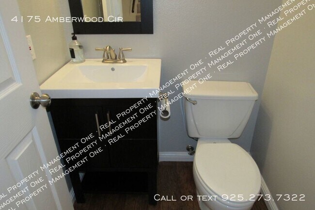 Building Photo - 4175 Amberwood Cir