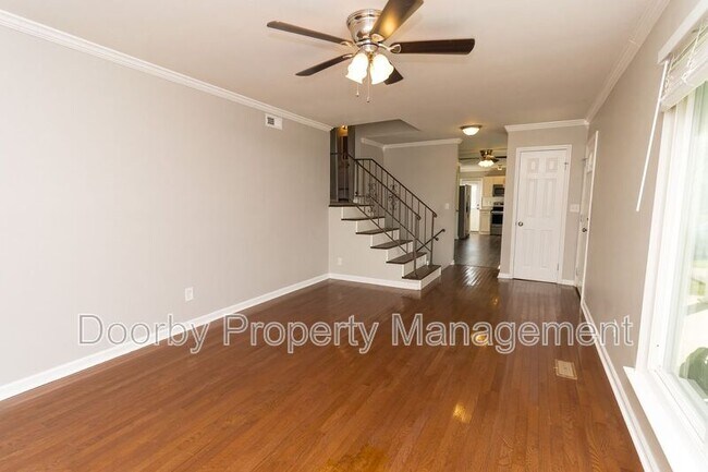 Foto del edificio - 1345 Cenora Ln