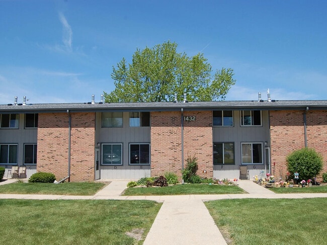 Building Photo - 1432 Big Bend Rd