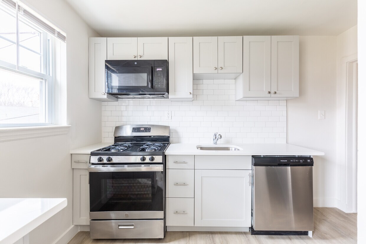 Noah at Yorkewood Apartments 1101 1/2 Ramblewood Rd Baltimore, MD