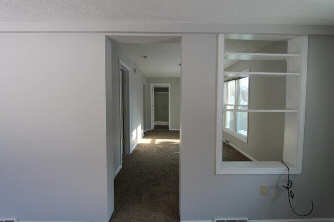 Building Photo - Great 1 bedroom home in Benson area!  Larg...
