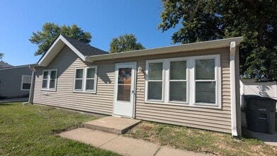 Building Photo - 4020 Wakeman Dr