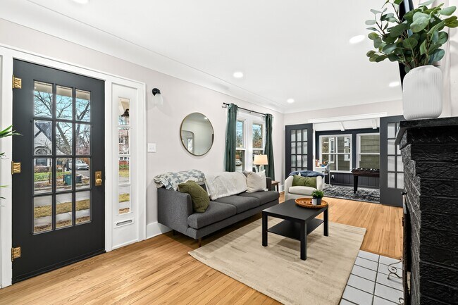 Foto del edificio - 5 Fairwood Blvd