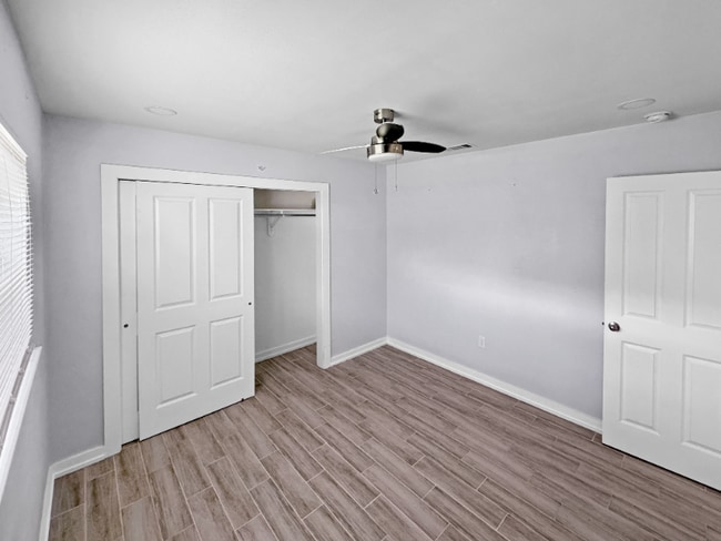 Building Photo - 31 Helis Dr