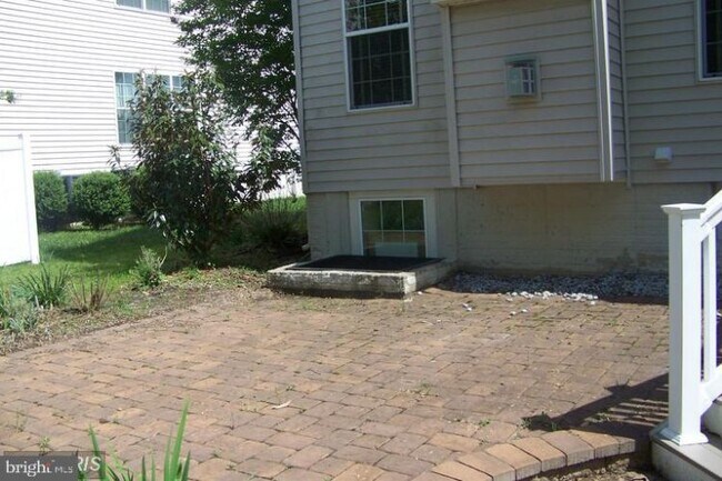 Building Photo - 12910 Luca Station Way