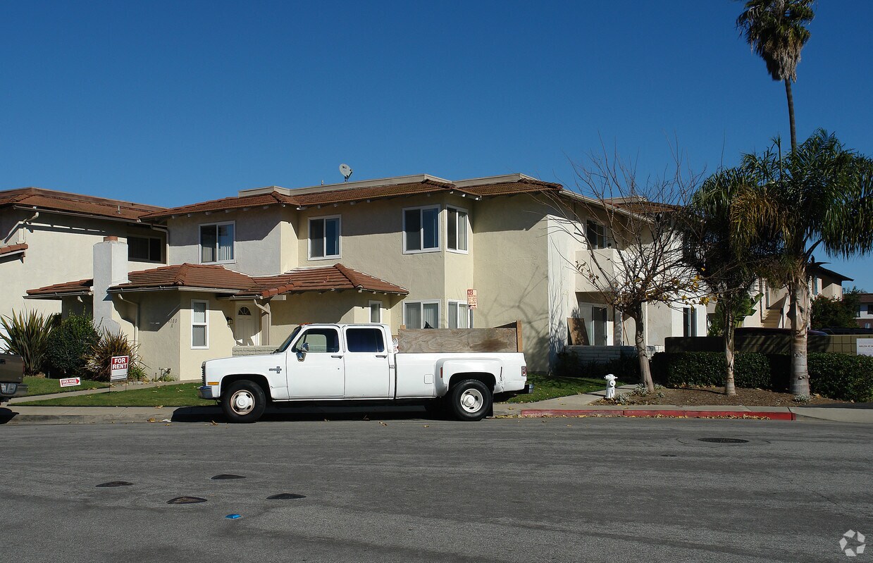 Primary Photo - 4100-4114 Patrice Rd