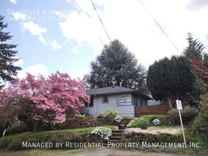 Building Photo - 4434 SW Valona Way