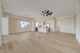 Building Photo - 8255 S Las Vegas Blvd