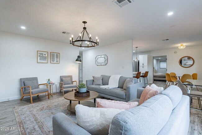 Foto del edificio - 8725 E Palo Verde Dr