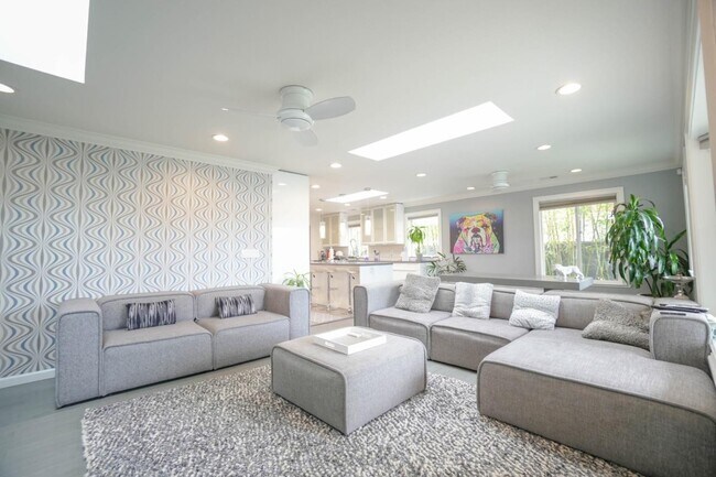 Foto del edificio - 2334 Clipper St