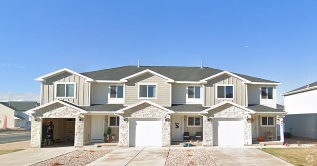 Building Photo - 917 N 100 W