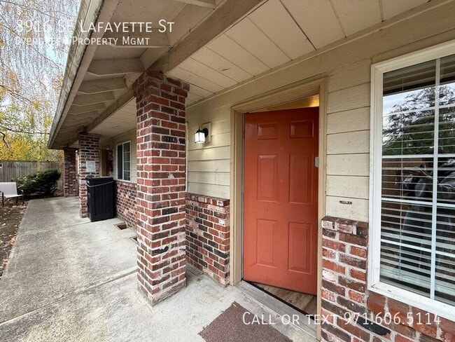 Foto del edificio - 8916 SE Lafayette St