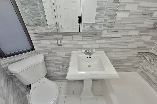 Foto del edificio - 53 Leroy St