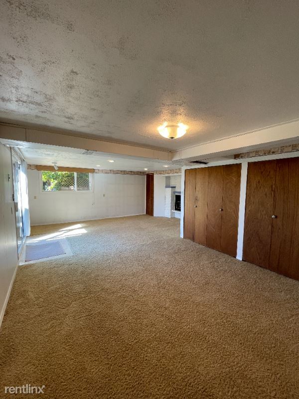 Building Photo - 5 br, 3 bath House - 23015 17th Ave S