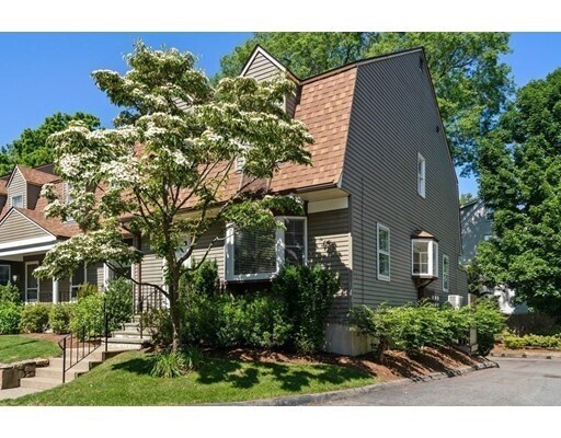 Foto del edificio - 20 Wiswall Cir