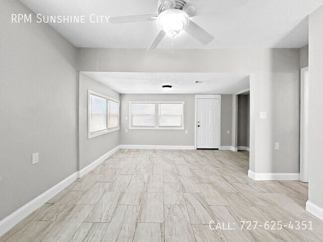 Foto del edificio - 56 44th Ave