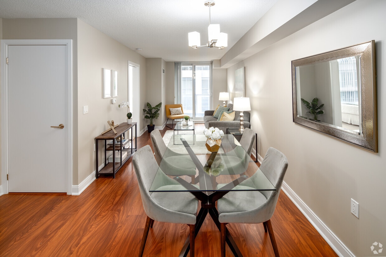 Photo - Palomar at Village Gate West Apartments