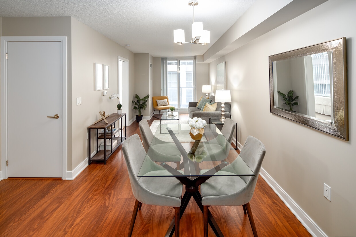 Photo - Palomar at Village Gate West Apartments