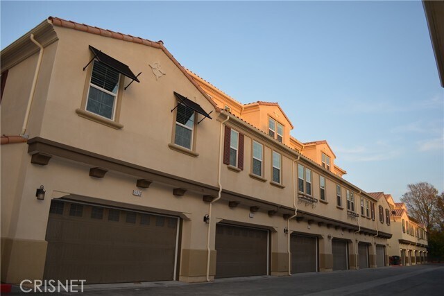 Building Photo - 5028 Verdugo Way