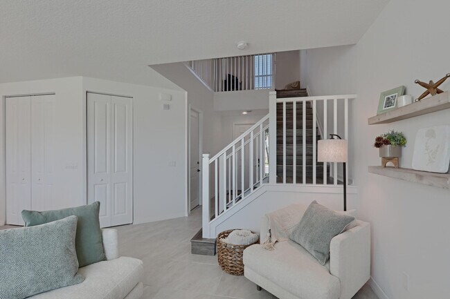 Building Photo - 12937 Trevi Isle