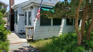 Building Photo - 250 Cottage Walk