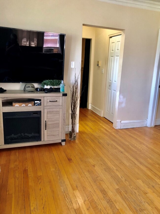 Photo - 2357 N Kenneth Ave Apartment