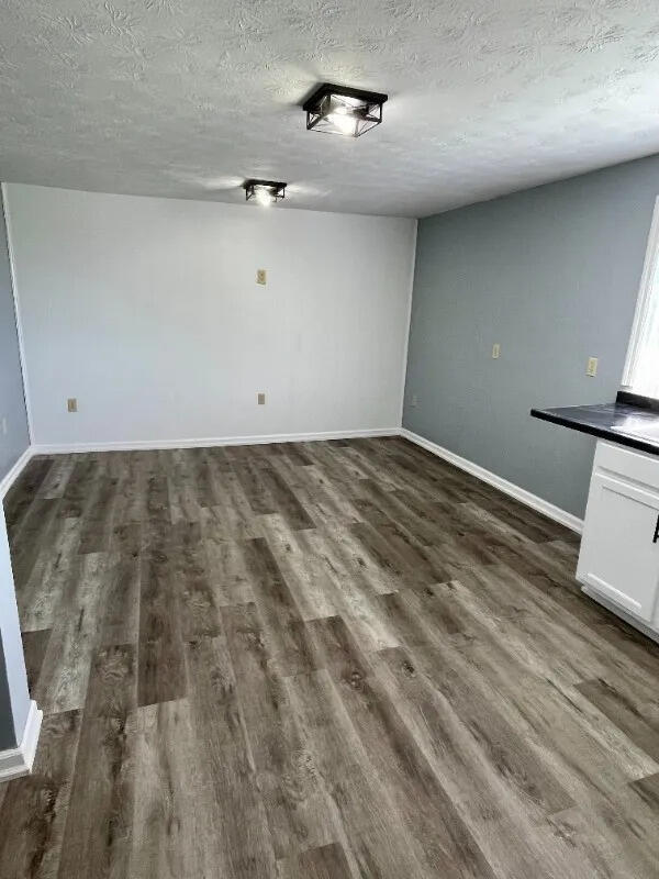 Foto del edificio - 239 N McWhorter St