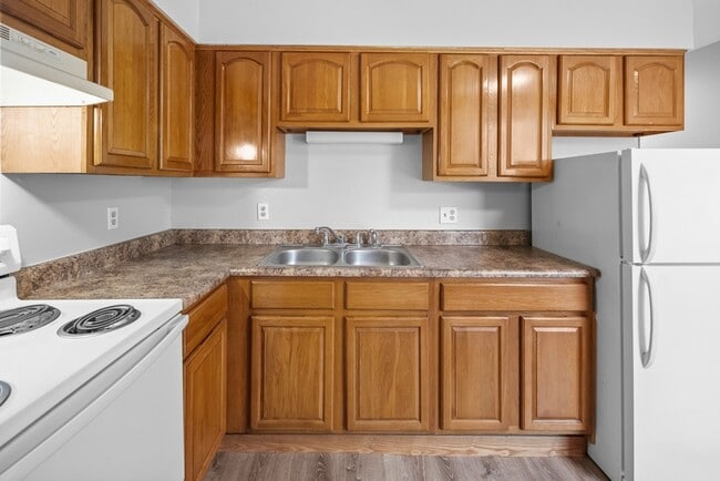 Building Photo - 50-62 East Street - 7B