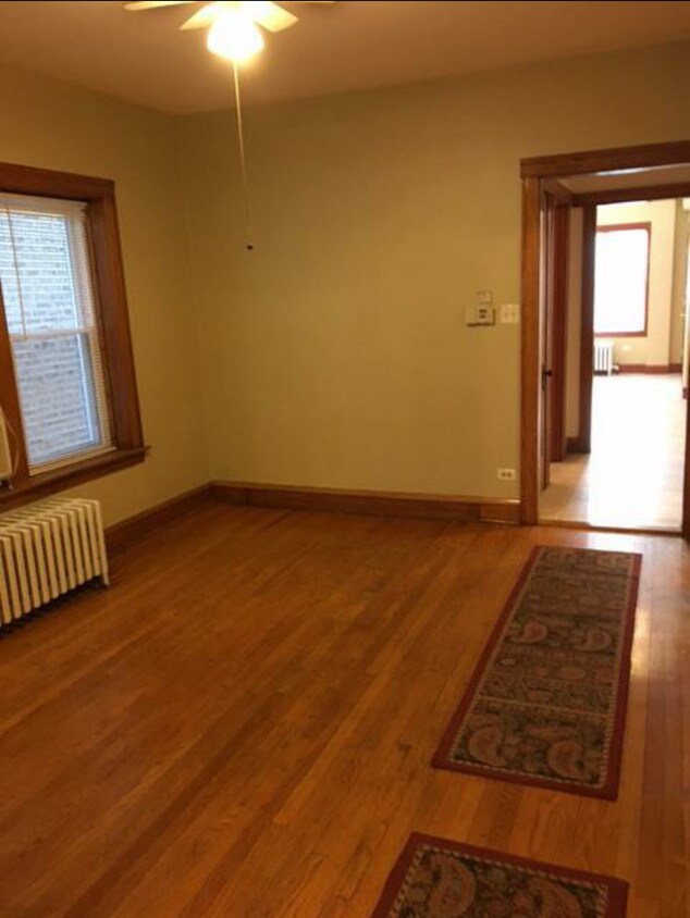 4693 N Kasson Ave, Chicago, IL 60630 Apartments in Chicago, IL