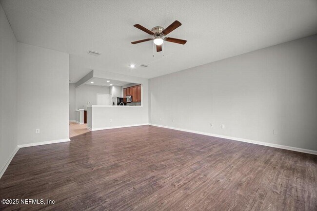 Foto del edificio - 4195 Marblewood Ln