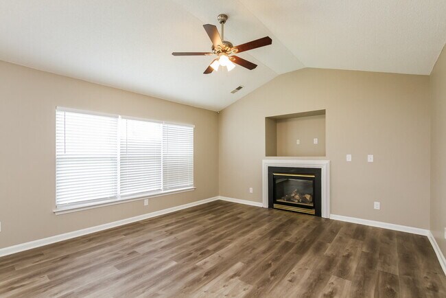 Building Photo - 107 Bluffton Rd