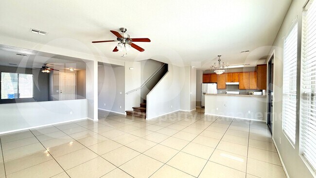 Foto del edificio - 16903 W Marconi Ave