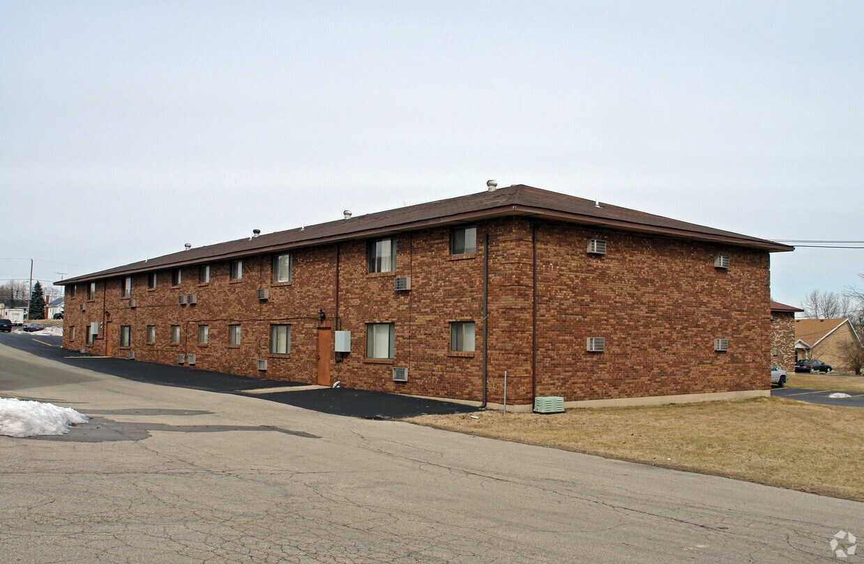 Building Photo - 426-430 Bellbrook Ave