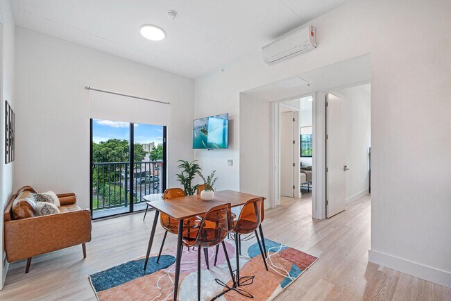 Foto del edificio - 626 NW 11th Ave