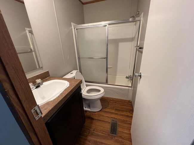 Foto del edificio - 108 Plum St