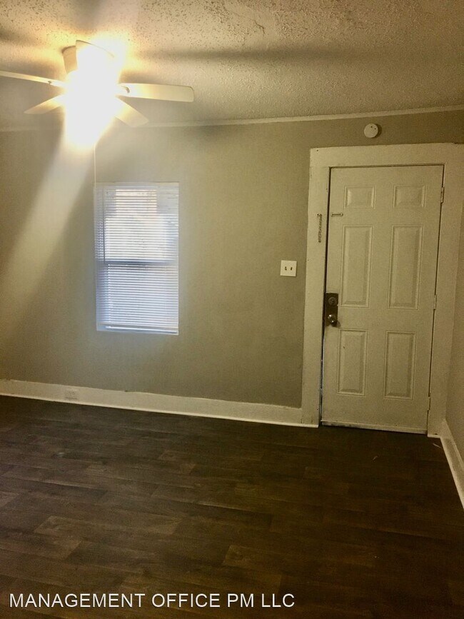 Building Photo - 3 br, 1 bath House - 1108 Fern Ave