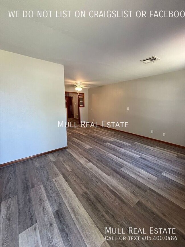 Foto del edificio - 3934 SE 10th St