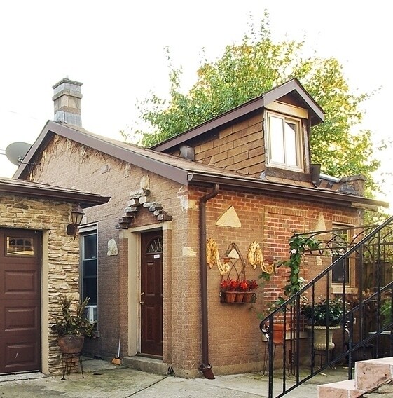 Building Photo - 3925 W Eddy St