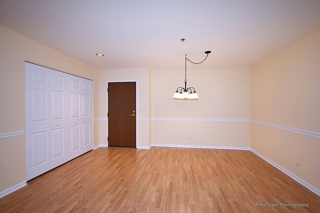 Building Photo - 29 Hunt Club Dr