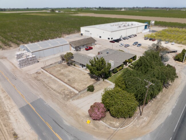Building Photo - 42423 Rd 56